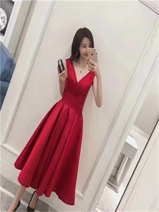 女士礼服