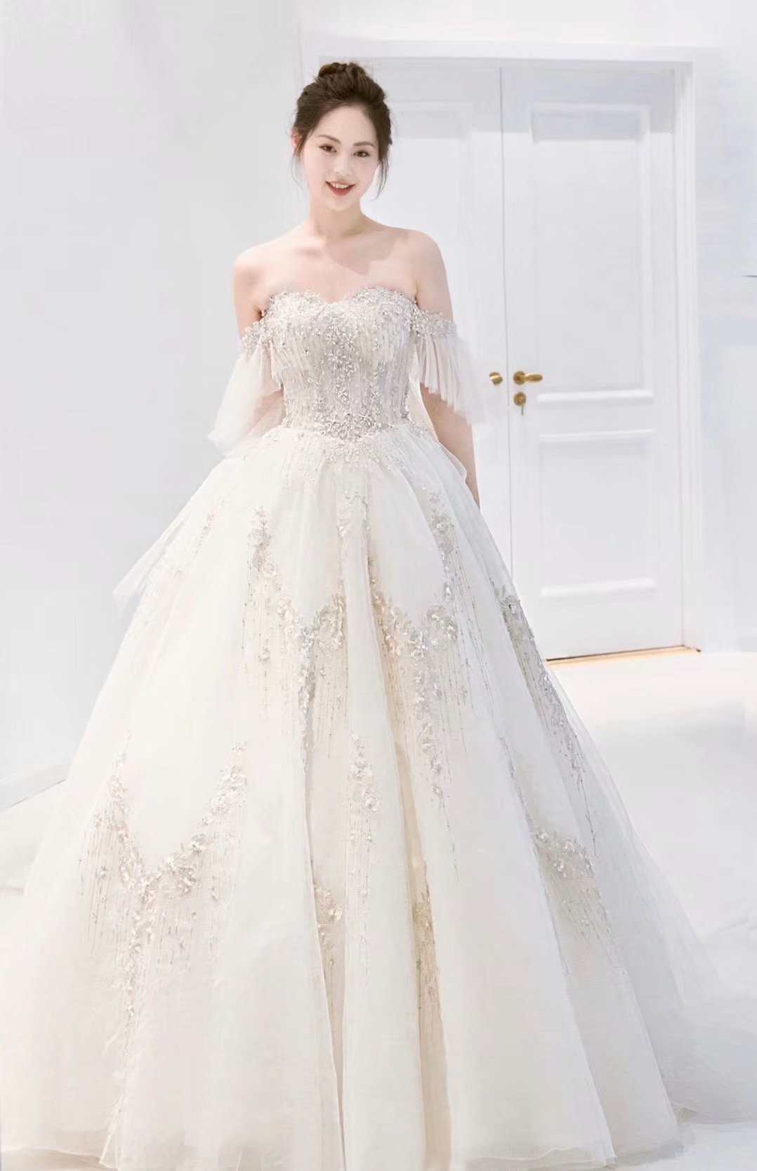 婚纱租售