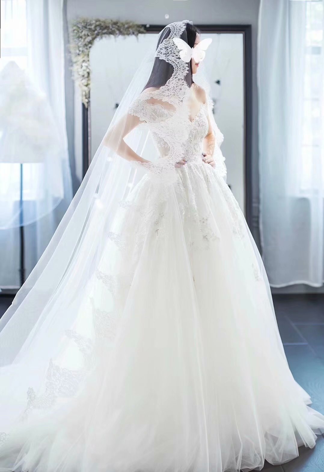 婚纱租售